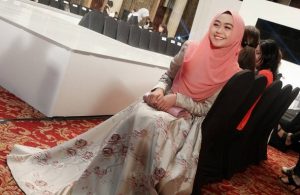 Peluang Usaha Bisnis Jualan Hijab Online di Sosial Media Instagram Peluang Usaha Bisnis Jualan Hijab Online di Sosial Media Instagram